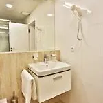 Vip Apartments